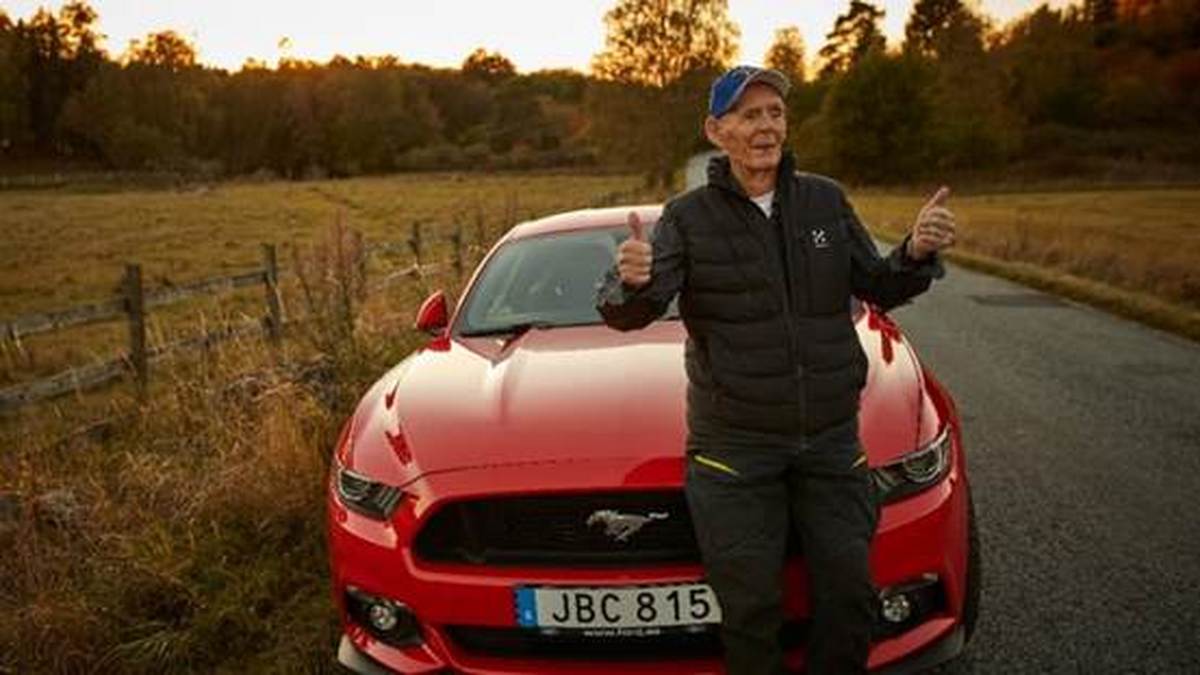 https://media.ford.com/content/fordmedia/feu/en/news/2016/11/11/the-97-year-old-man-who-climbed-into-a-mustang-and-drove-it-away/jcr:content/image.img.881.495.jpg/1500239753358.jpg