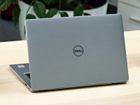 Latitude7310