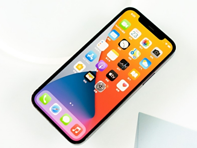 60HziPhone 12Æ