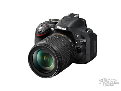 ῵D5200׻(18-105mm)