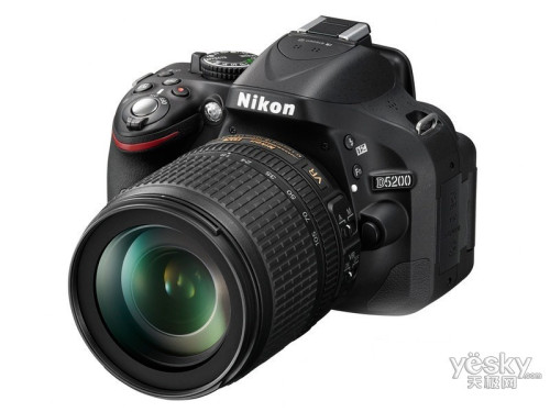 ῵D5200׻(18-105mm)