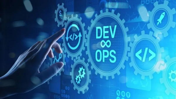 ԭʱµĻս DevOpsƾ