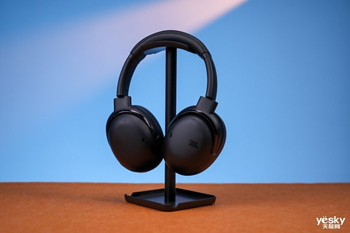 ƿ JBL TOUR ONE M3ͷȲ߽