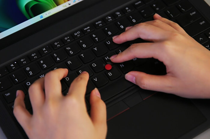 ThinkPad T14 Gen 6 AIԪ飺䣬AIЧ