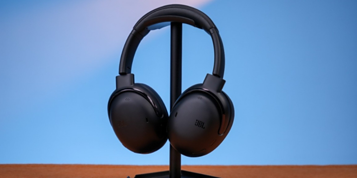 ƿ JBL TOUR ONE M3ͷȲ߽